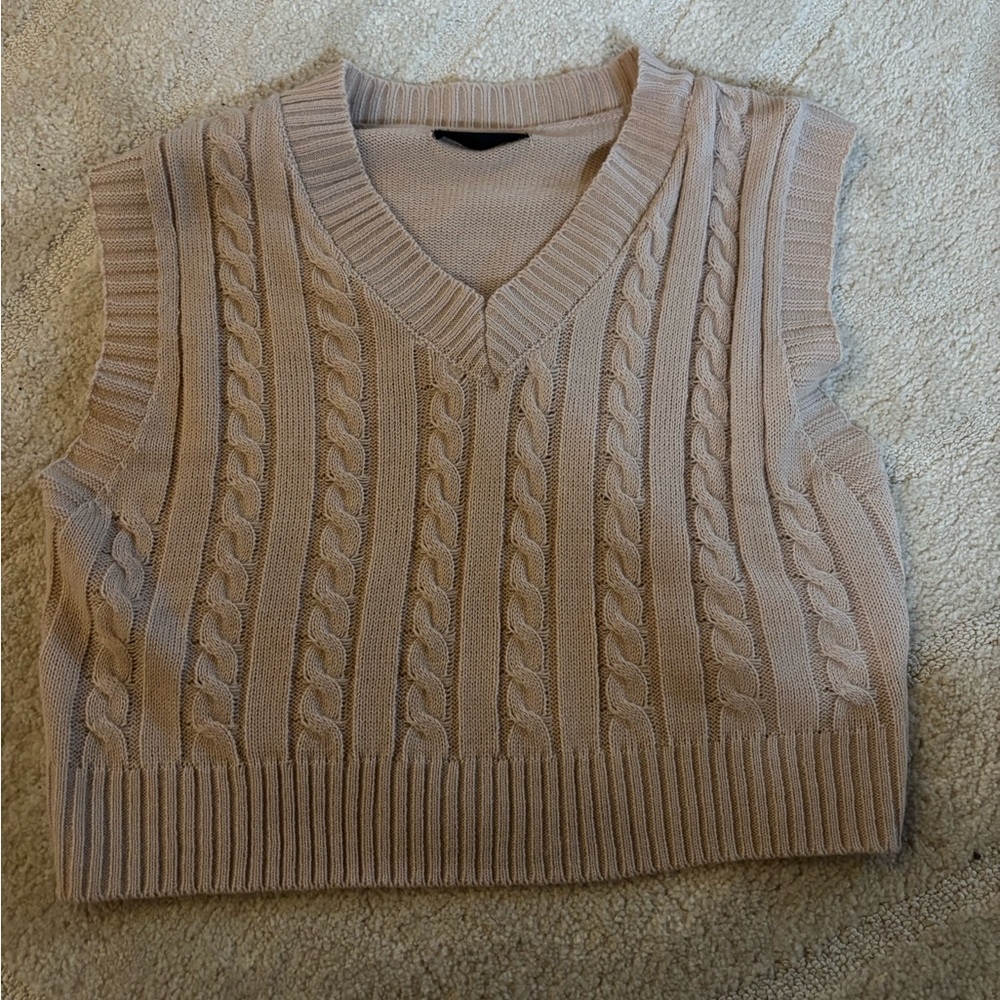Cable Knit V-Neck Sweater Vest - Cream